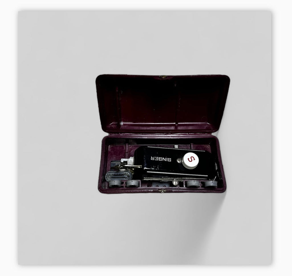 Singer Slant Shank ButtonHoler